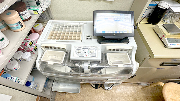 ししぼね薬局の調剤器具