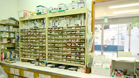 しののめ薬局49の薬棚