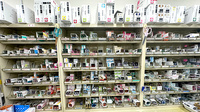 西岡メディカル薬局野幌店の薬棚