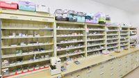 ノルデン薬局旭ヶ丘店の薬棚