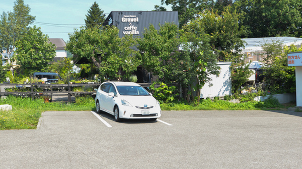 ノルデン薬局旭ヶ丘店の駐車場