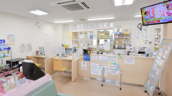ノルデン薬局白石店の受付/カウンター