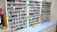 澄川調剤薬局の薬棚
