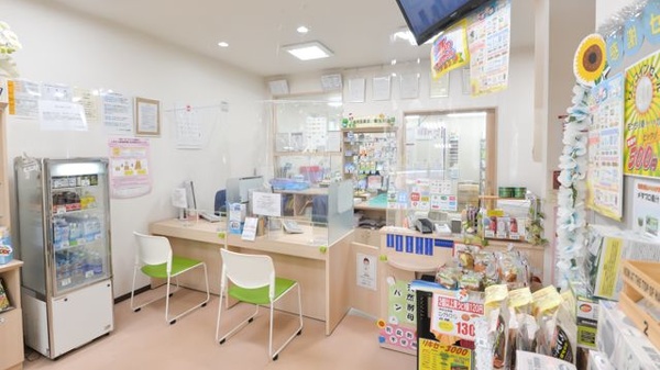 ノルデン薬局藤野店の受付/カウンター