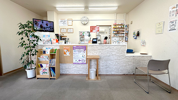 エルフ調剤薬局の受付/カウンター