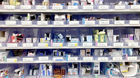ノルデン薬局富良野店の薬棚