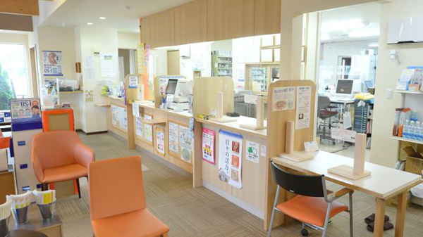 加藤薬局西２１条店の受付/カウンター