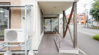 はまなす薬局砂川店の入口