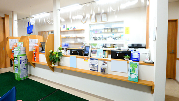びばい駅前薬局の受付/カウンター