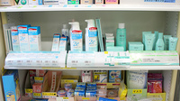つつみの薬局の化粧品