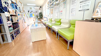 サイカ調剤薬局大舘店の待合スペース