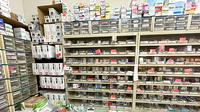 サイカ調剤薬局大舘店の薬棚