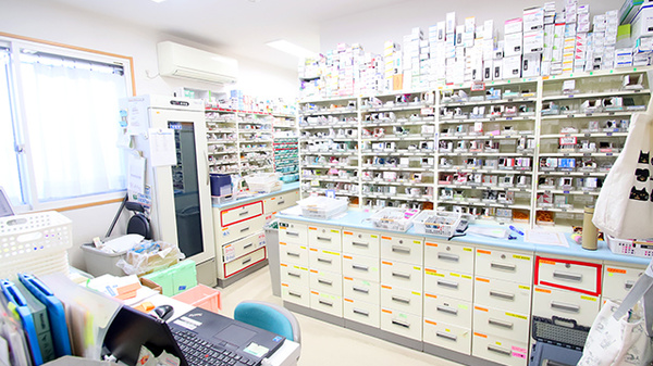 ファーマライズ薬局　榴ヶ岡店の調剤室