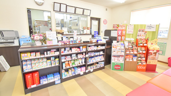 やまのべ駅前調剤薬局の受付/カウンター
