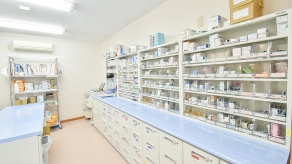 金屋調剤薬局の調剤室