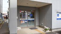 クオール薬局堂前店の入口