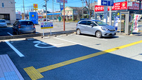 くすりのマルト調剤薬局　谷川瀬店の駐車場