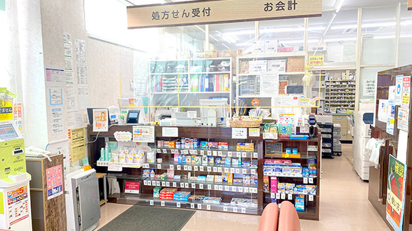 くすりのマルト調剤薬局　高坂店の受付/カウンター