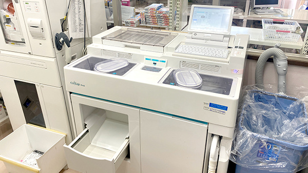 くすりのマルト調剤薬局　平窪店の調剤器具