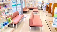 くすりのマルト調剤薬局　川原田店の待合スペース