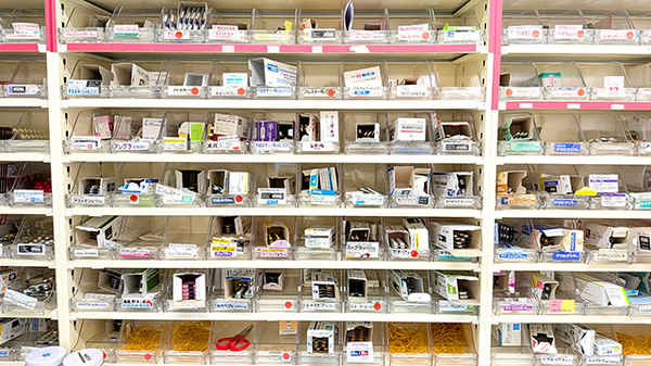 げんき調剤薬局さくら店の薬棚