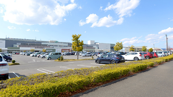 クオール薬局イーアスつくば店の駐車場