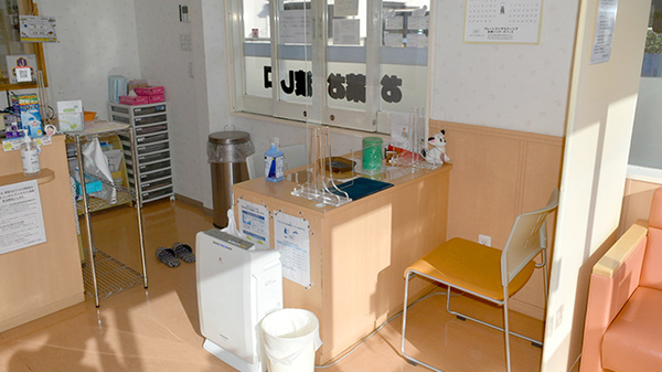 ウイン調剤薬局下大島店の受付/カウンター