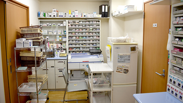 リズム薬局川口店の調剤室