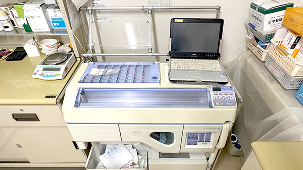 みどりの森薬局鶴瀬店の調剤器具