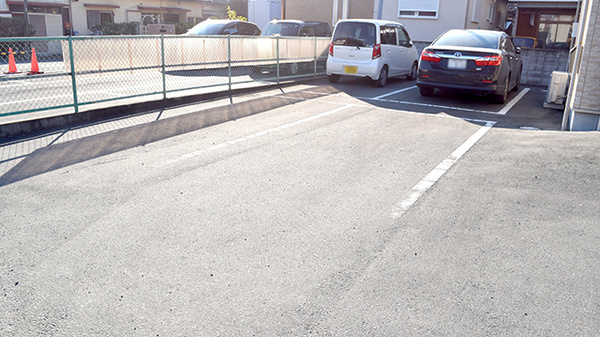 あかり薬局の駐車場