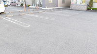 いろは薬局の駐車場