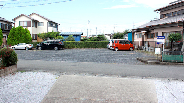 せんし堂薬局一本松店の駐車場