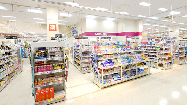 イオン薬局浦和美園店の外観