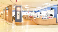 イオン薬局マリンピア店の入口