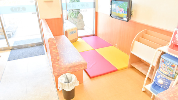 緑が丘中央薬局 八千代緑が丘店のキッズ用設備