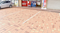 ココカラファイン薬局　松飛台店の駐車場