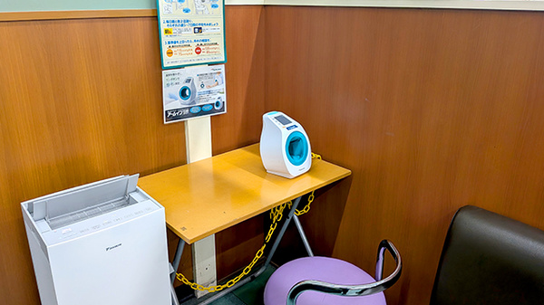 薬局トモズグリーンマークシティ松戸新田店の血圧計