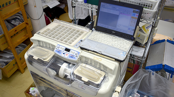 ベル薬局　国府台店の調剤器具