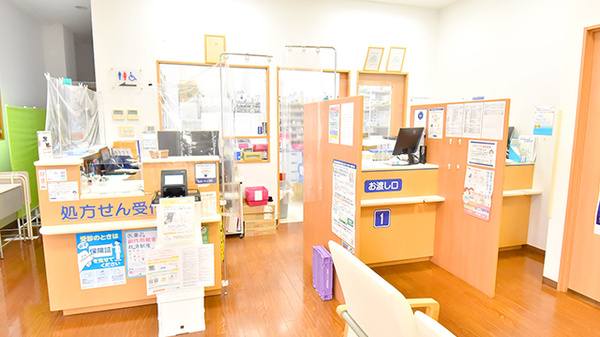 クオール薬局原木中山店の受付/カウンター