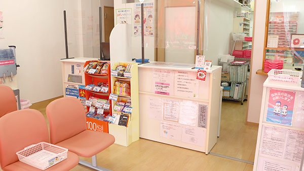 アイワ薬局囲護台店の受付/カウンター