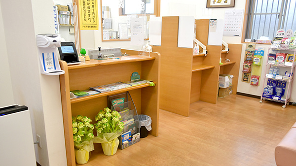 増穂アズール調剤薬局の受付/カウンター
