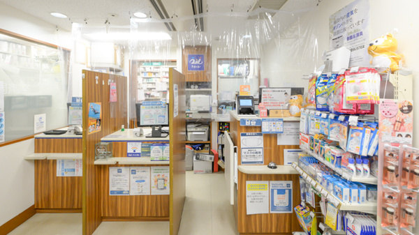 クオール薬局丸の内店の受付/カウンター