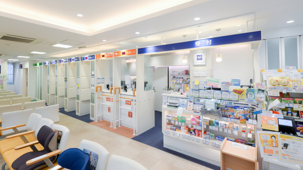 クオール薬局高輪店の受付/カウンター