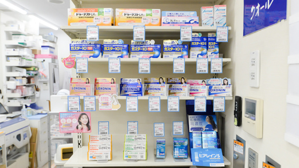 ナチュラルローソンクオール薬局西新宿七丁目店の一般医薬品