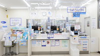 ナチュラルローソンクオール薬局東上野五丁目店の受付/カウンター