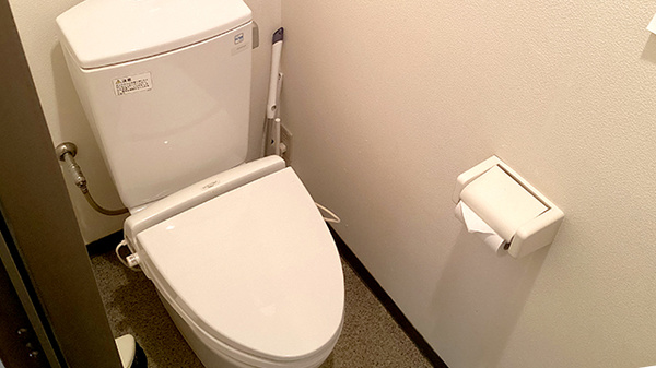 潮見薬局のお手洗い