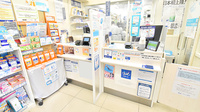 ナチュラルローソンクオール薬局渋谷一丁目店の受付/カウンター