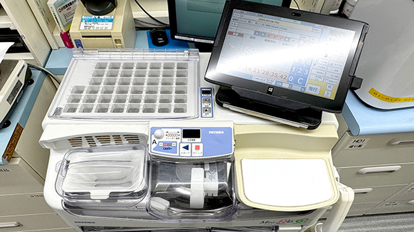 薬局トモズ京王リトナード永福町店の調剤器具