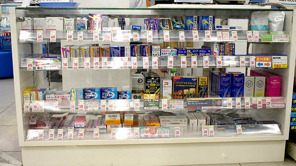 薬局トモズ東池袋店の一般医薬品