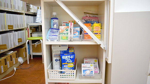 尾久駅前薬局の雑貨品